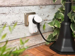 Revolt Funkschalter Außen:4er-Set Außen-Funksteckdosen, Fernbedienung, IP44, Bis 5 A, 1.150 Watt -Shop Für Smart-Home-Produkte px2352 6