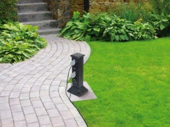 Royal Gardineer WLAN Gartensteckdose:4-fach-WLAN-Outdoor-Steckdosen-Säule, App, Sprachsteuerung, 16 A, IP44 -Shop Für Smart-Home-Produkte zx5139 4