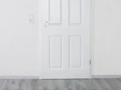 AGT Türbeschlag, Modern:2er-Set Edelstahl-Türbeschlag Mit 2 Klinken & Rosetten, Eckig, Silbern -Shop Für Smart-Home-Produkte zx8083 4 2